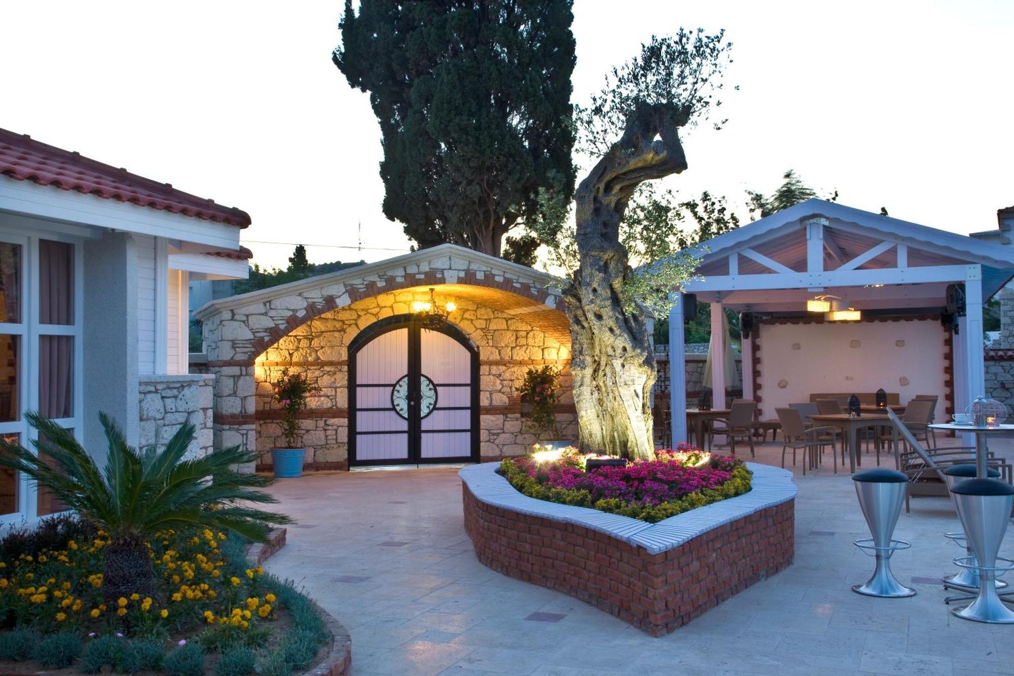 Casa Oliva Alacati - Adults Only 14 Plus ภายนอก รูปภาพ