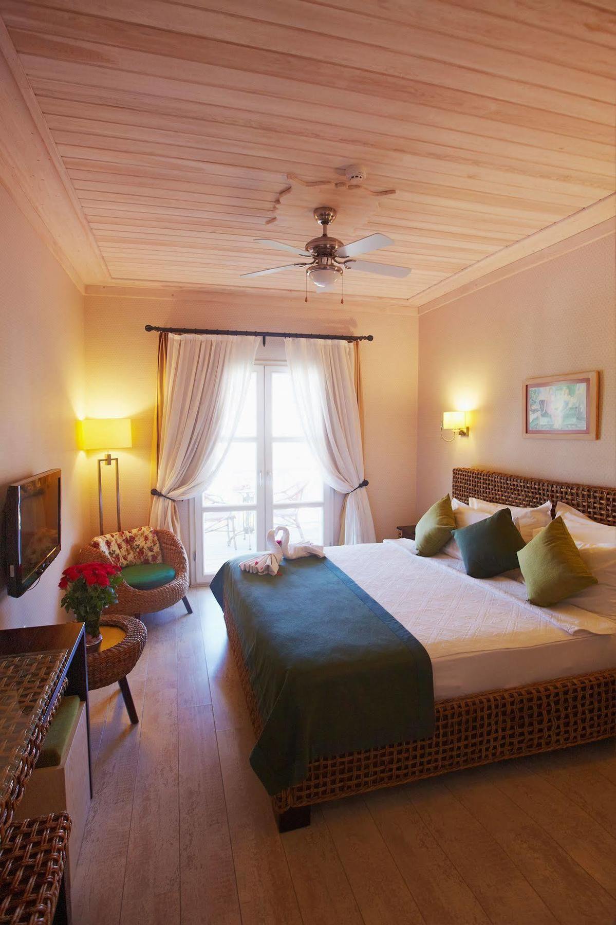 Casa Oliva Alacati - Adults Only 14 Plus ภายนอก รูปภาพ